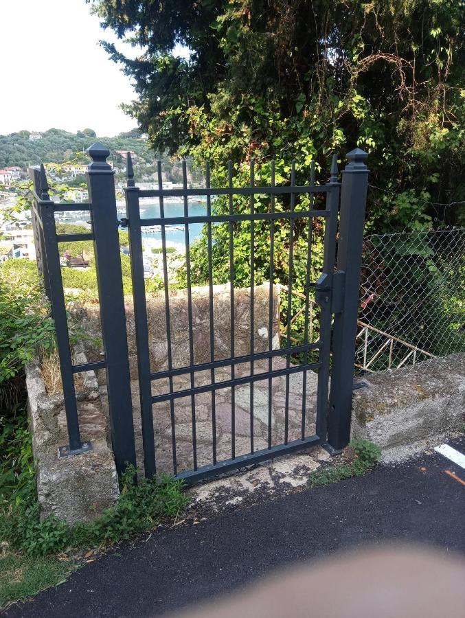 Monolocale Baia Dei Delfini Apartman Porto Venere Kültér fotó