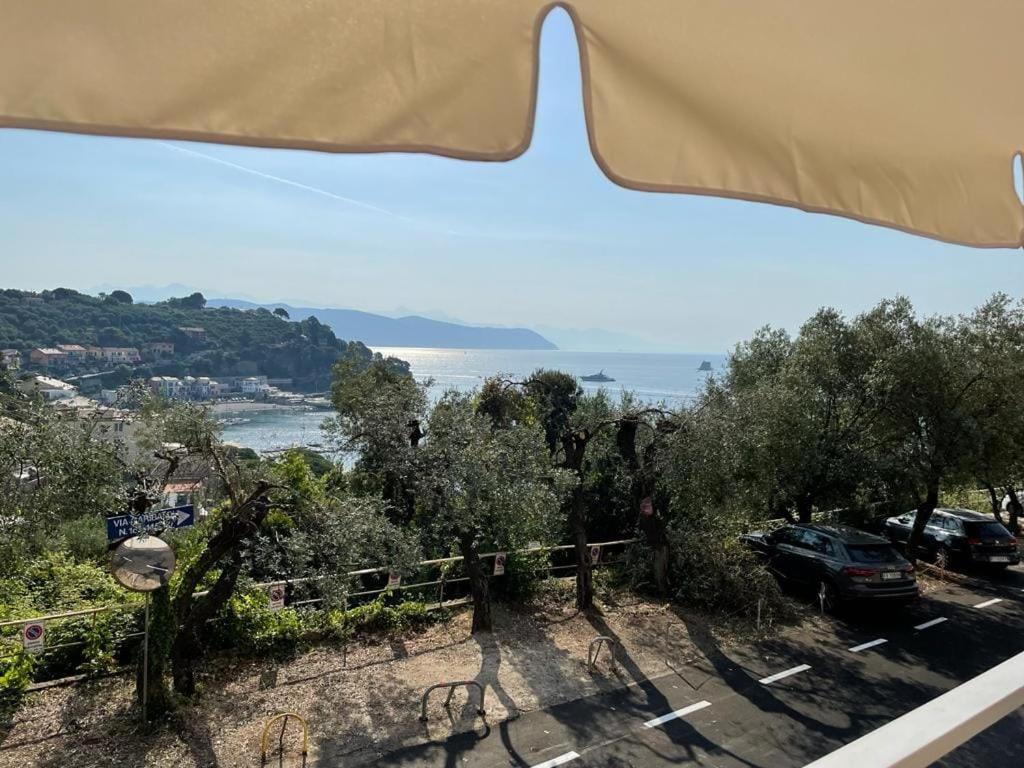 Monolocale Baia Dei Delfini Apartman Porto Venere Kültér fotó